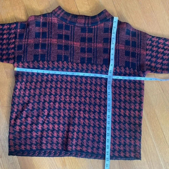 French Connection Plaid Houndstooth Wool Alpaca Blend Red and Black Sweater - Picture 9 of 9